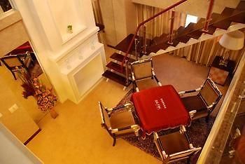 Oriental Hawaii Hotspring Hotel Qingdao Exteriör bild
